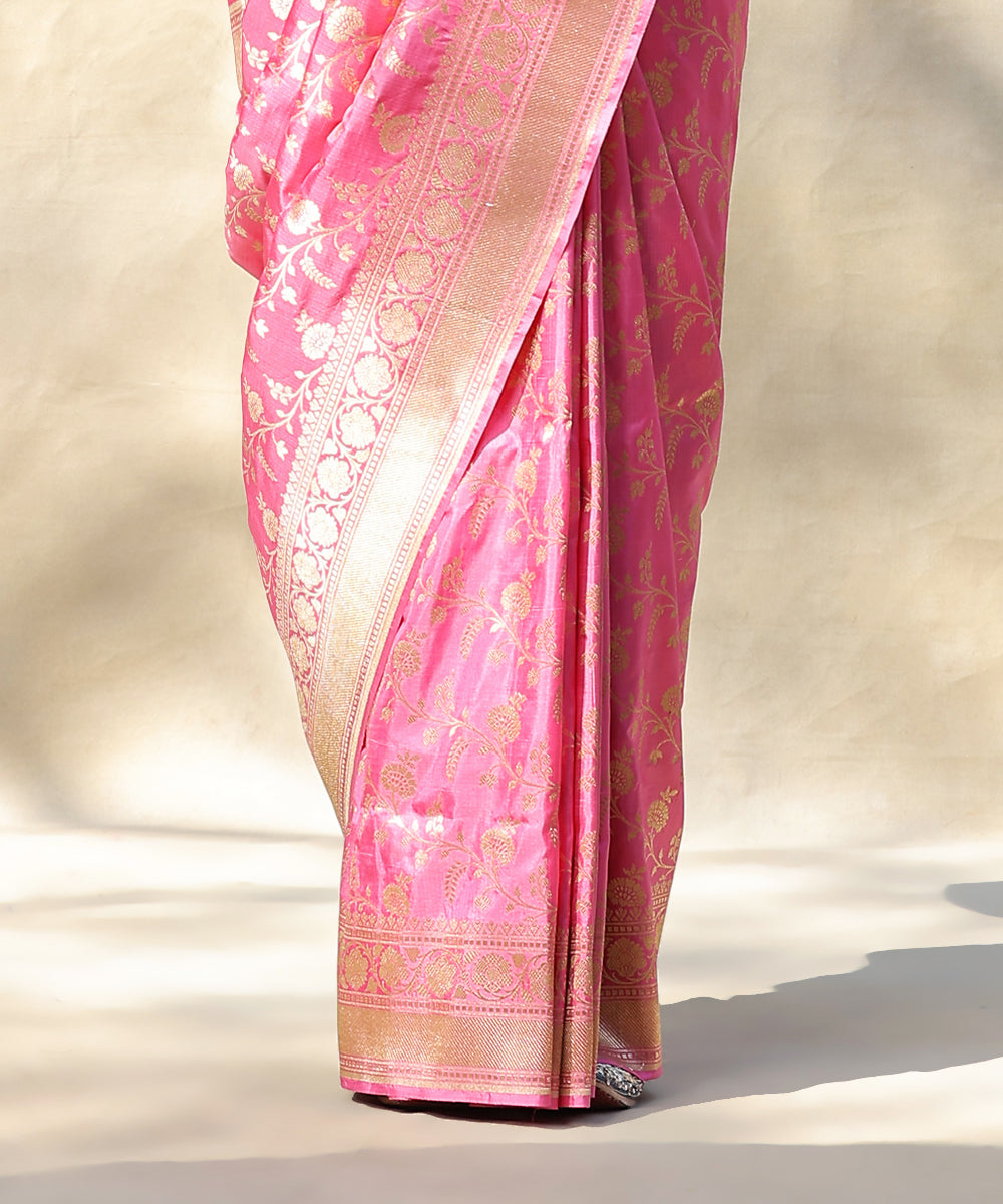 Pink_Handloom_Pure_Katan_Silk_Banarasi_Saree_With_Cutwork_Jaal_And_Kadhwa_Border_WeaverStory_04