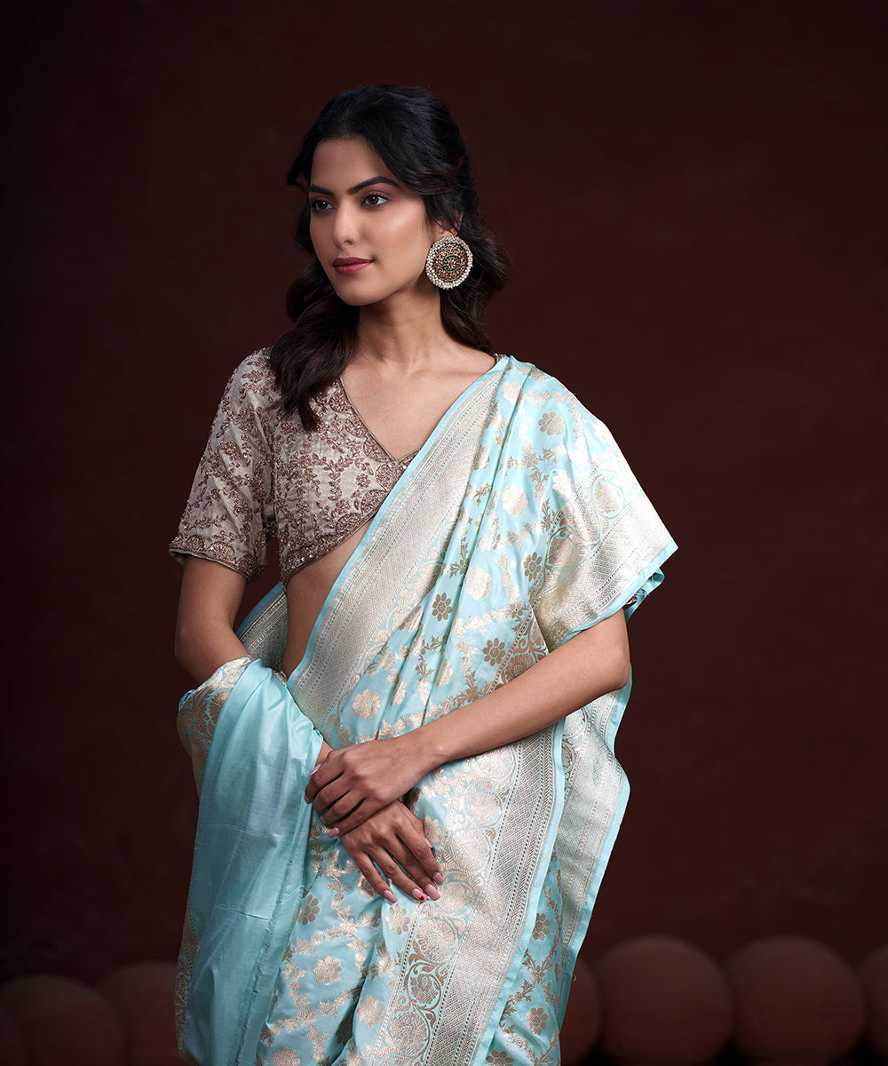 Handloom_Light_Sky_Blue_Pure_Katan_Silk_Banarasi_Saree_With_Border_WeaverStory_01