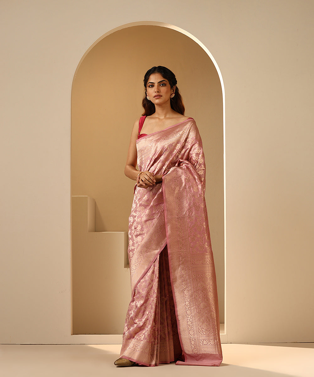 Handloom_Mauve_Pure_Katan_Silk_Banarasi_Saree_With_Kadhwa_Border_WeaverStory_02