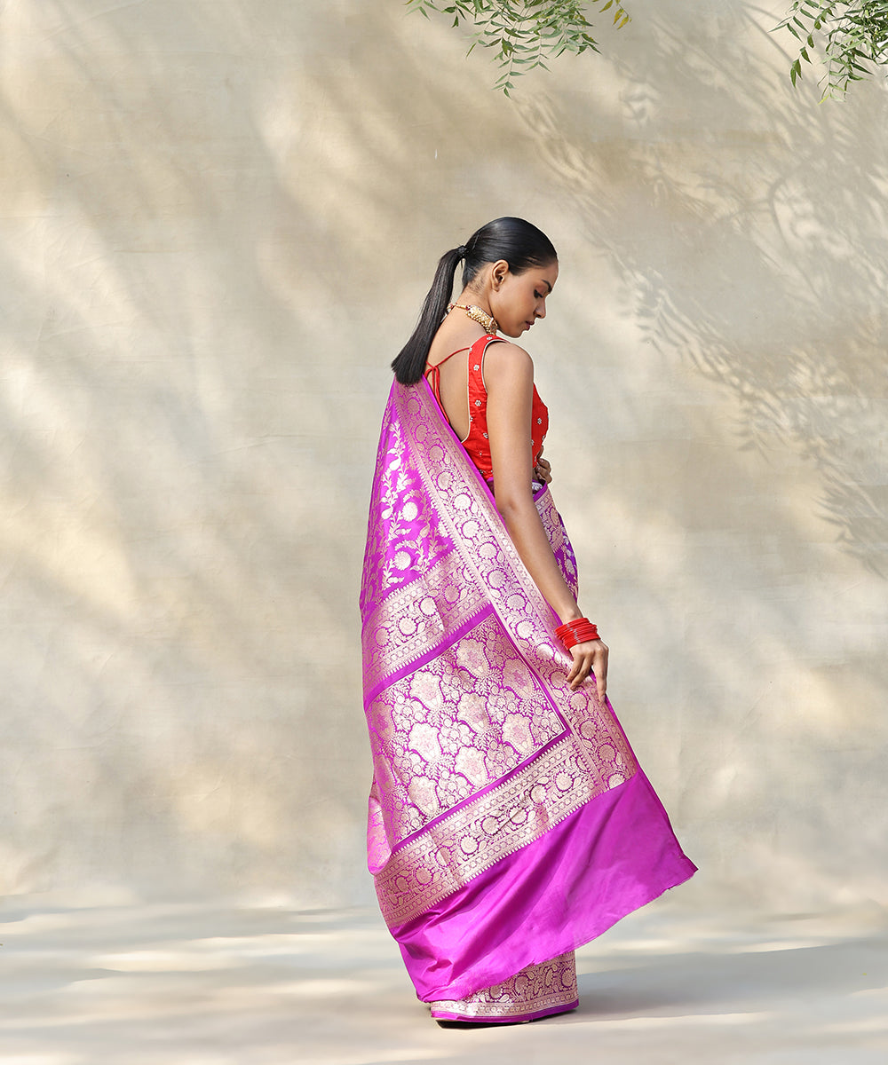 Violet_Handloom_Pure_Katan_Silk_Banarasi_Saree_With_Cutwork_Floral_Jaal_WeaverStory_03