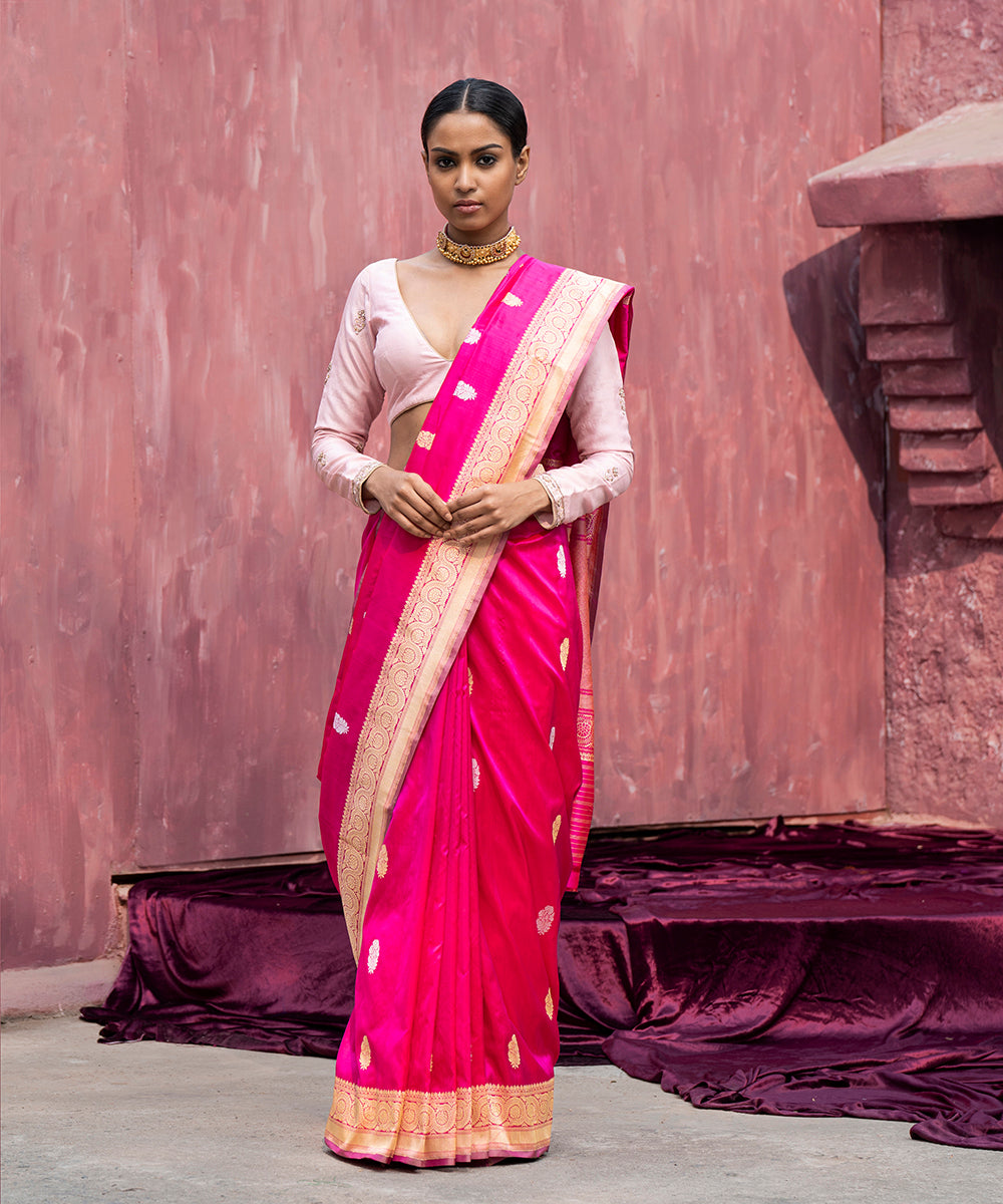 Handloom_Rani_Pink_Pure_Katan_Silk_Banarasi_Saree_With_Kadhwa_Booti_WeaverStory_02