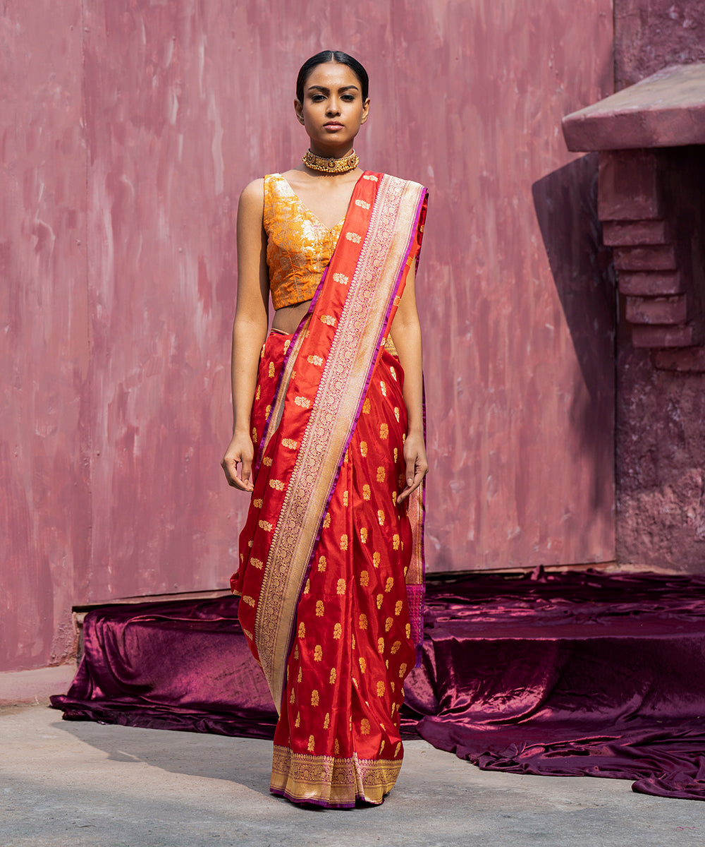 Handloom_Red_Pure_Katan_Silk_Banarasi_Saree_With_Cutwork_Booti_WeaverStory_02