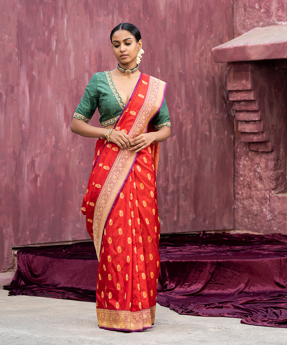 Red_Handloom_Pure_Katan_Silk_Banarasi_Saree_With_Cutwork_Booti_WeaverStory_02