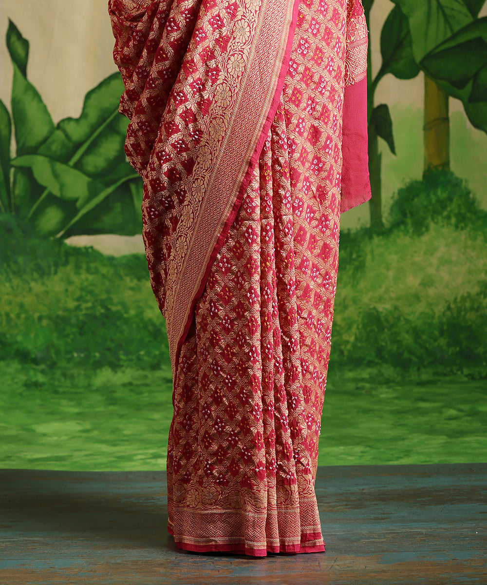 Handloom_Punch_Pink_Pure_Georgette_Banarasi_Bandhej_Saree_With_All_Over_Cutwork_Jaal_WeaverStory_04