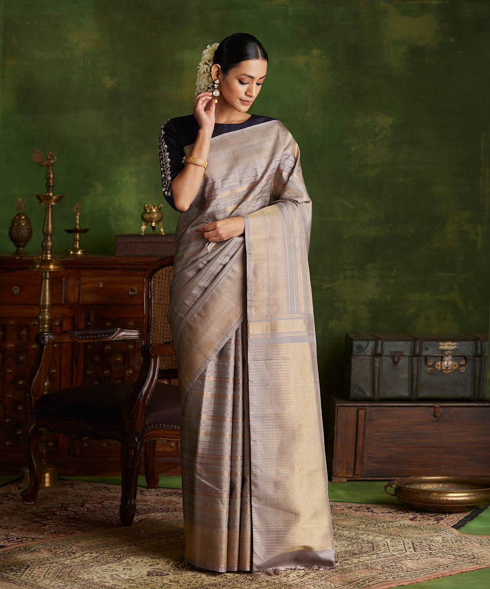 Handloom_Grey_Double_Shade_Pure_Silk_Kanjivaram_Saree_With_Horizontal_Zari_Stripes_WeaverStory_02