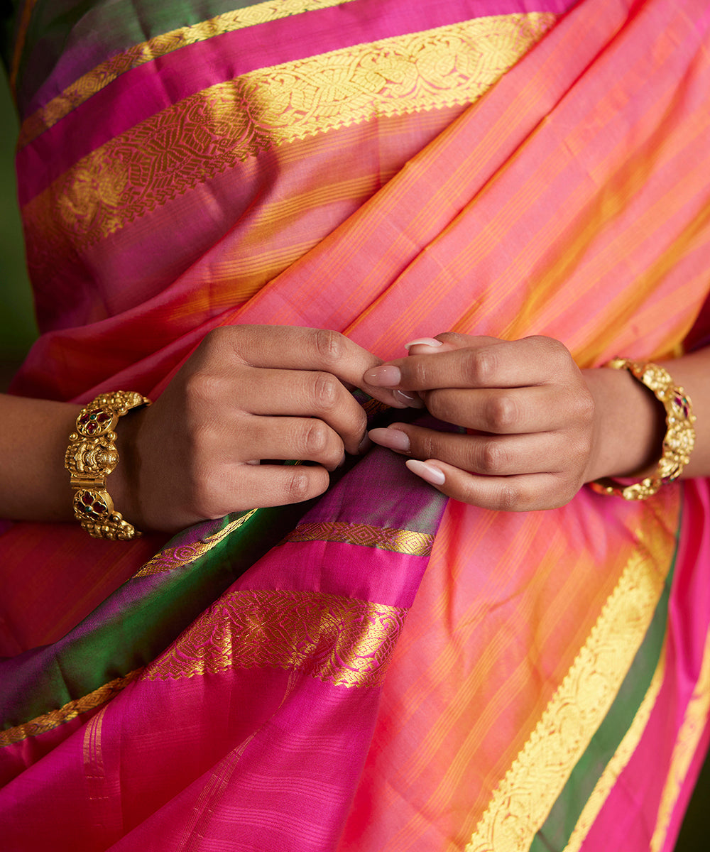 Handloom_Hot_Pink_Double_Shade_Pure_Silk_Kanjivaram_Saree_With_Double_Color_Border_WeaverStory_05