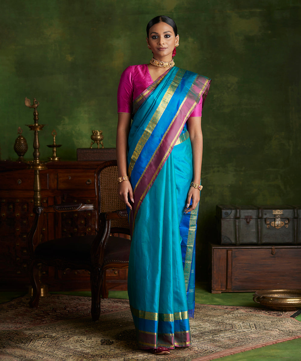 Handloom_Teal_Green_Double_Shade_Pure_Silk_Kanjivaram_Saree_With_Double_Color_Border_WeaverStory_02