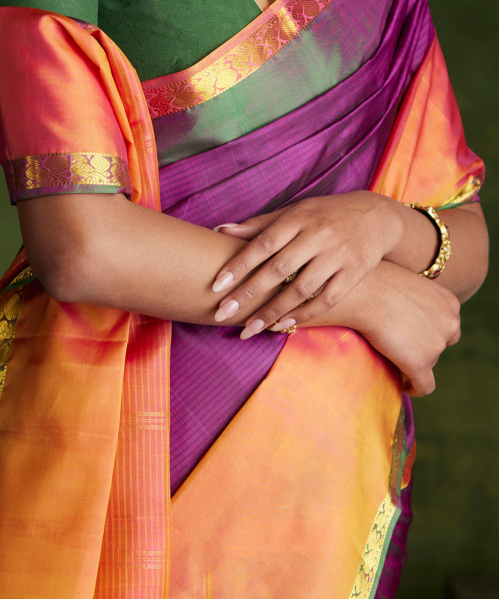 Dark_Purple_Double_Shade_Handloom_Pure_Silk_Kanjivaram_Saree_With_Double_Color_Big_Border_WeaverStory_05