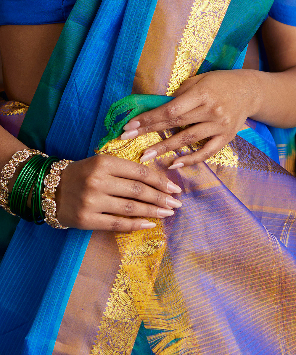 Cobalt_Blue_Handloom_Pure_Silk_Kanjivaram_Saree_With_Double_Color_Border_WeaverStory_05