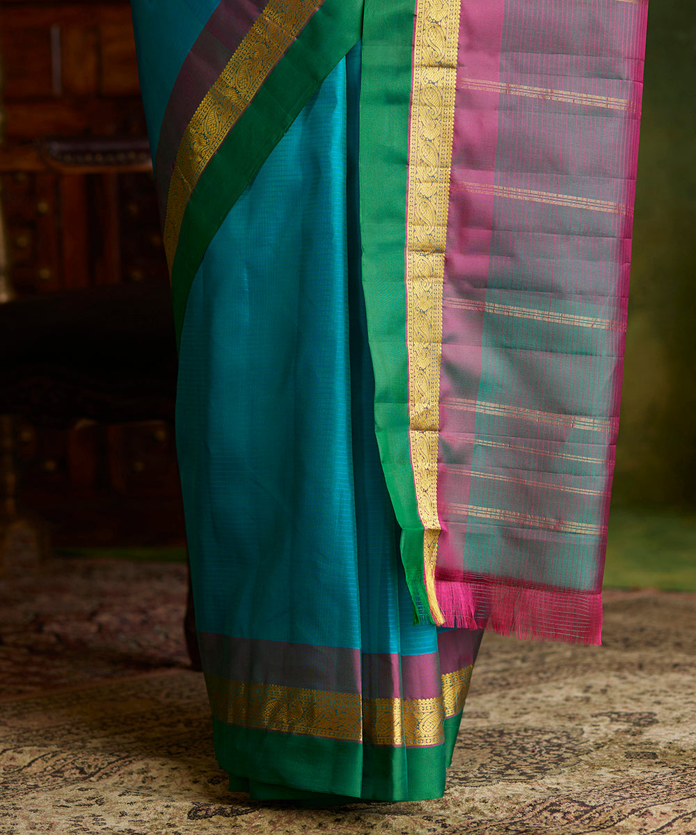 Handloom_Sea_Green_Pure_Silk_Kanjivaram_Saree_With_Double_Color_Border_WeaverStory_04