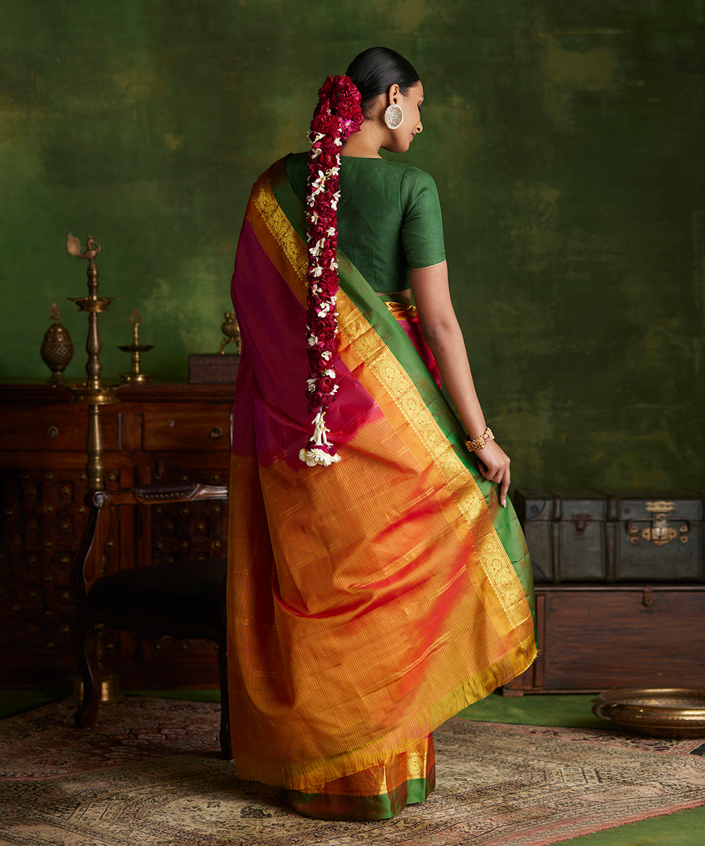 Handloom_Hot_Pink_Double_Shade_Pure_Silk_Kanjivaram_Saree_With_Double_Color_Border_WeaverStory_03