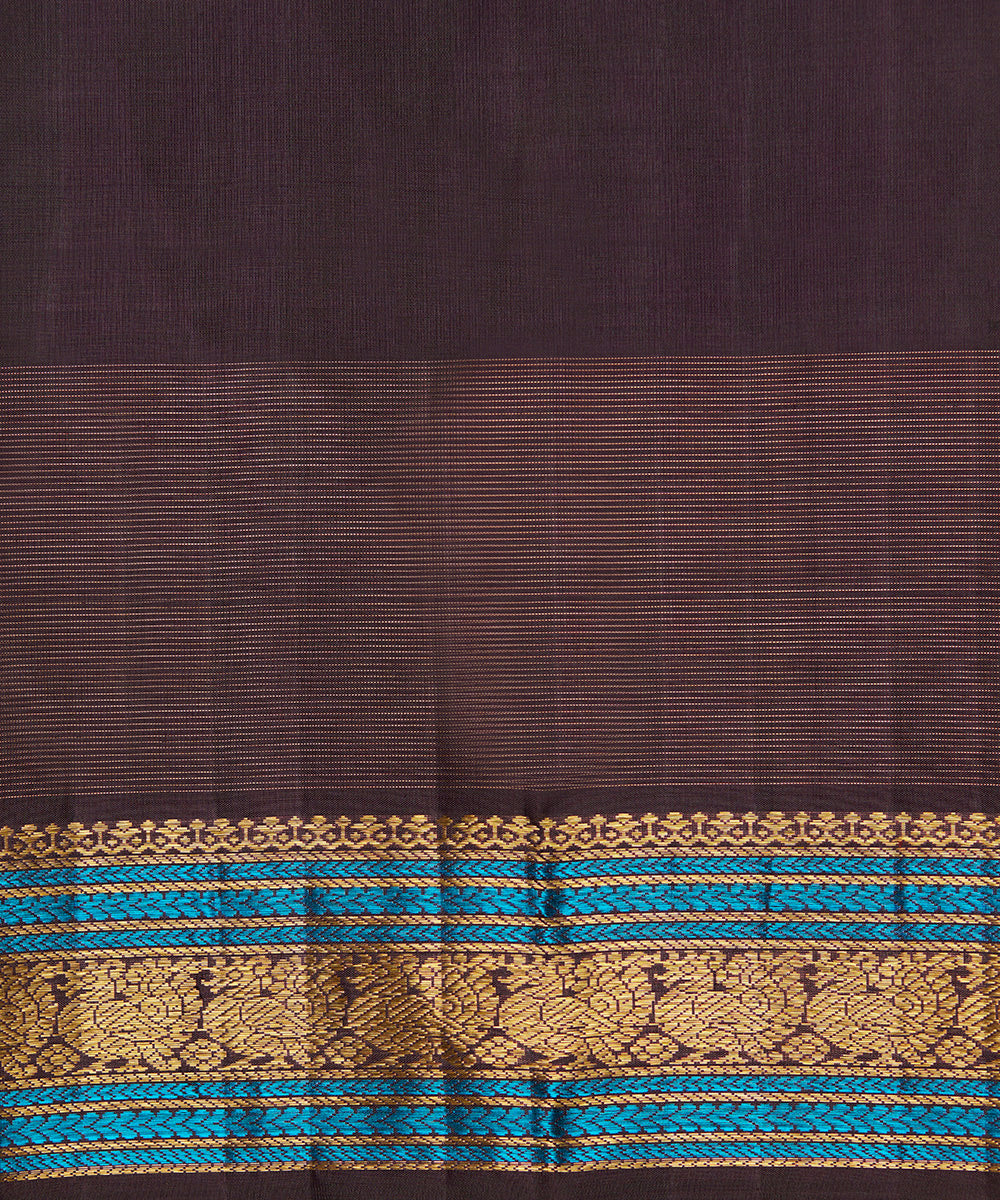 Handloom_Yellow_Pure_Silk_Kanjivaram_Saree_With_Korvai_Black_Border_WeaverStory_06