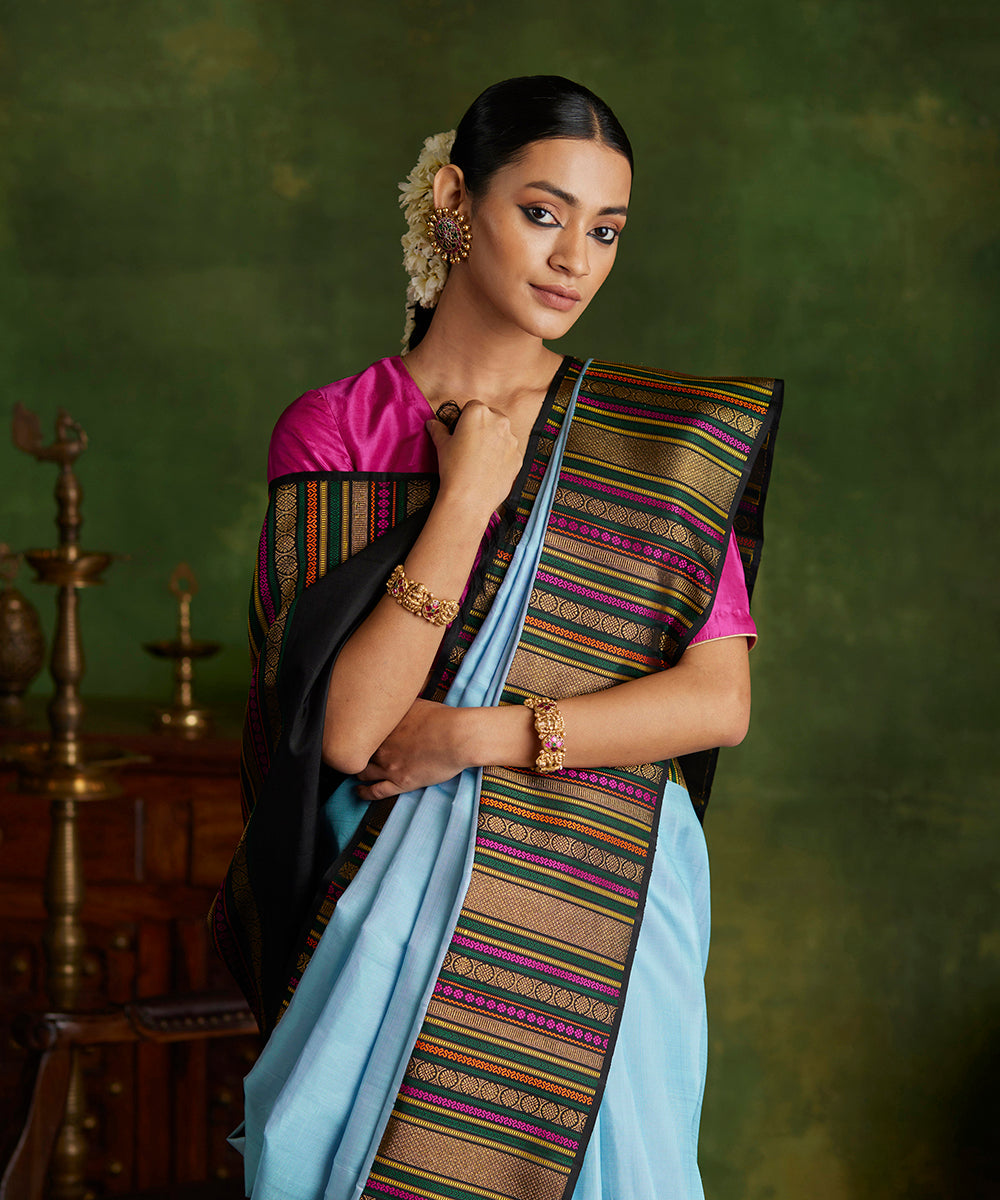 Handloom_Sky_Blue_Pure_Silk_Kanjivaram_Saree_With_Korvai_Border_WeaverStory_01