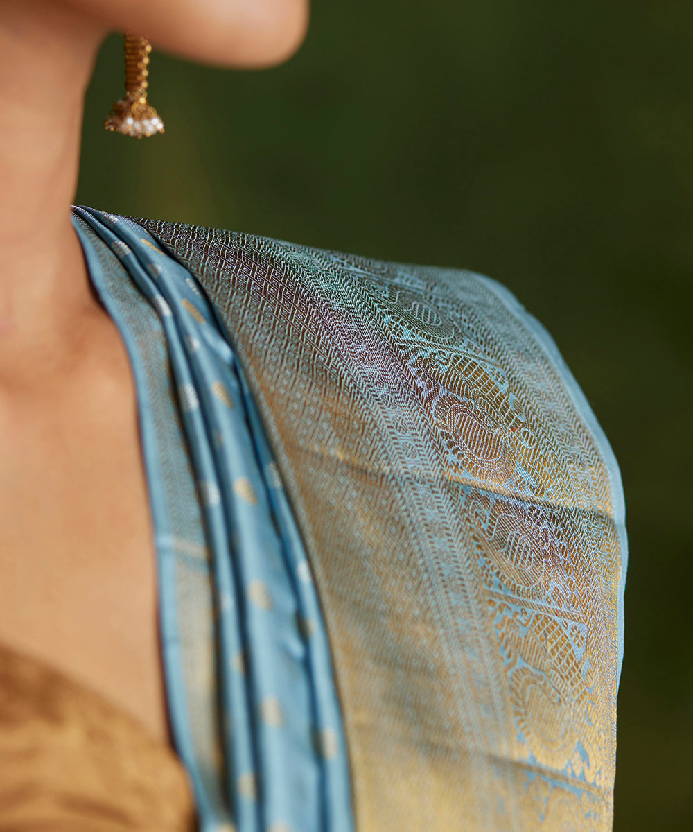 Sky_Blue_Handloom_Pure_Silk_Kanjivaram_Saree_With_Silver_And_Gold_Booti_WeaverStory_05