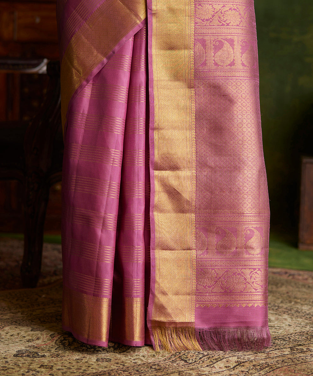Handloom_Mauve_Pure_Silk_Kanjivaram_Saree_With_Veldhari_Gold_Zari_Work_WeaverStory_04