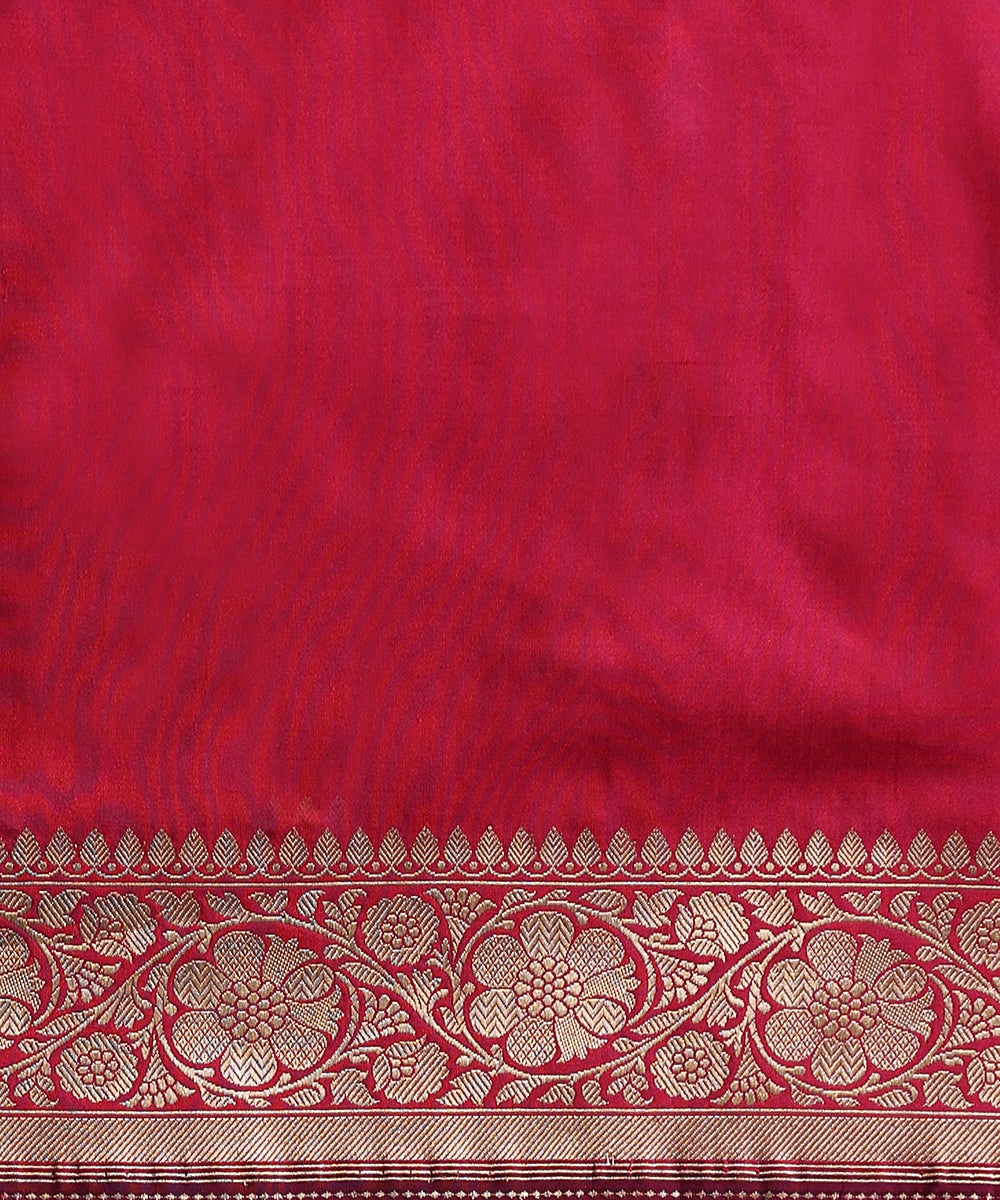 Pink_Handloom_Pure_Katan_Silk_Ektara_Banarasi_Saree_With_Sona_Rupa_Kadhwa_Booti_WeaverStory_05