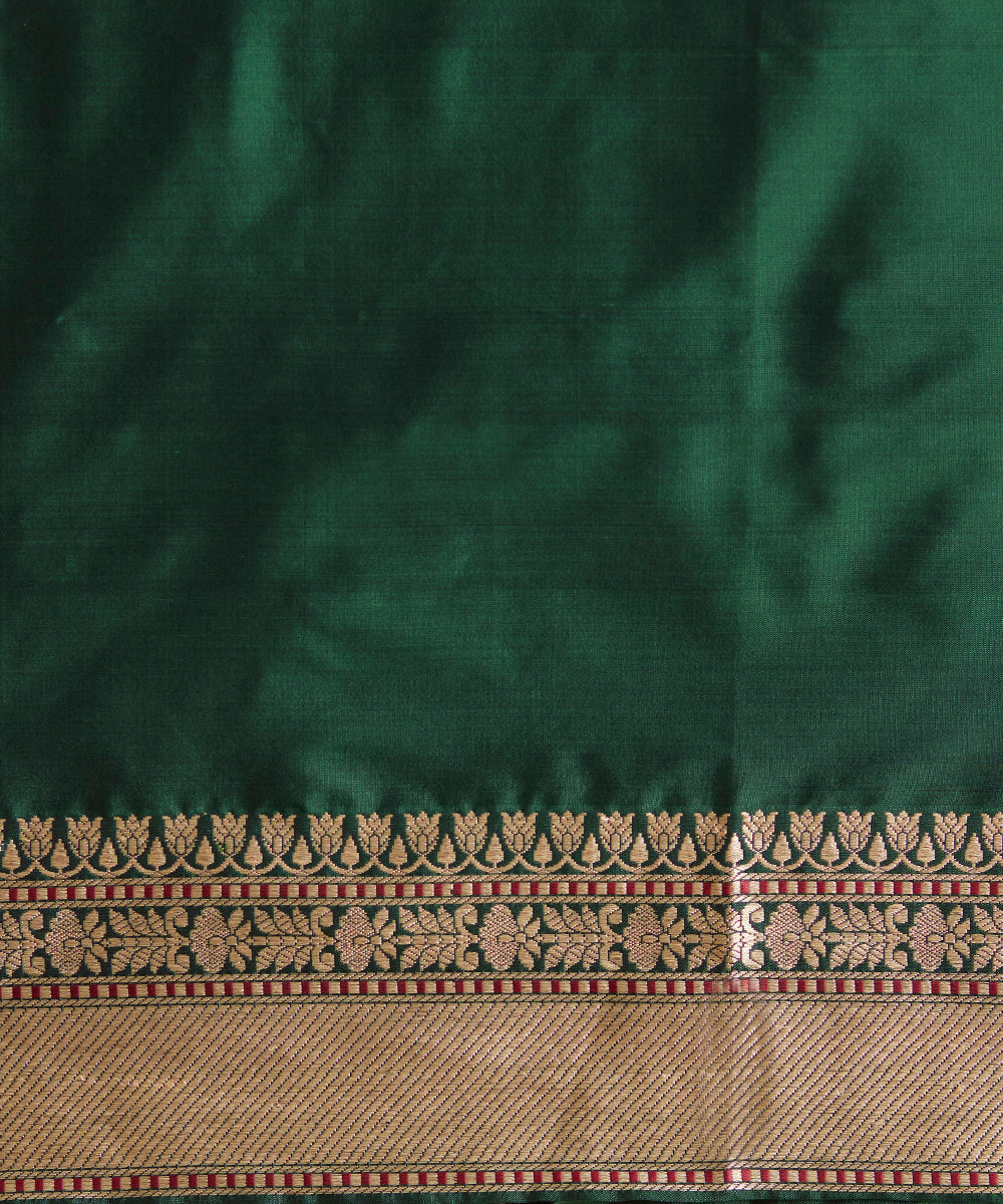 Green_Pure_Katan_Silk_Kadhwa_Banarasi_Jangla_With_Meenakari_Floral_Jaal_WeaverStory_06