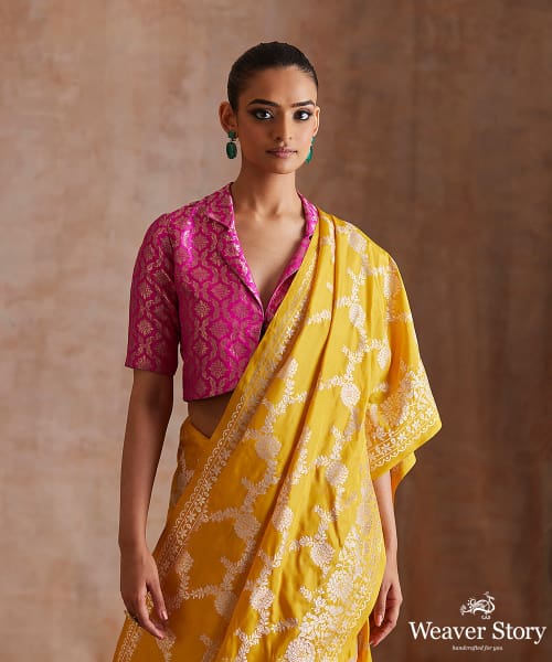Handloom_Yellow_Pure_Katan_Silk_Banarasi_Saree_With_Floral_Jaal_WeaverStory_01
