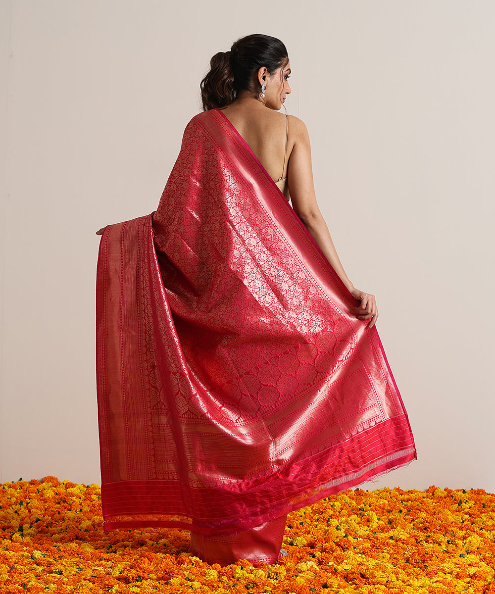 Pink_Handloom_Pure_Katan_Silk_Kimkhab_Banarasi_Saree_And_Gold_Zari_WeaverStory_03