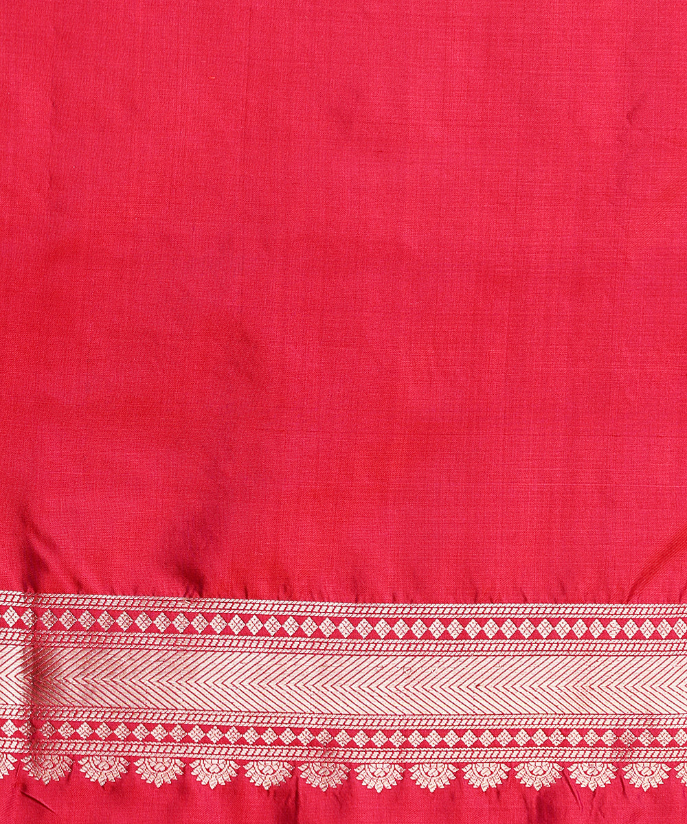 Pink_Handloom_Pure_Katan_Silk_Kimkhab_Banarasi_Saree_And_Gold_Zari_WeaverStory_05