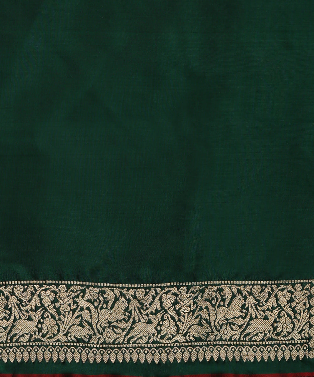 Green_Handloom_Pure_Katan_Silk_Shikargah_Banarasi_Saree_With_Zari_WeaverStory_05
