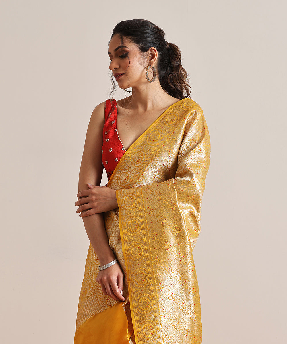 Handloom_Mustard_Pure_Katan_Silk_Kimkhab_Banarasi_Saree_With_Meenakari_WeaverStory_01