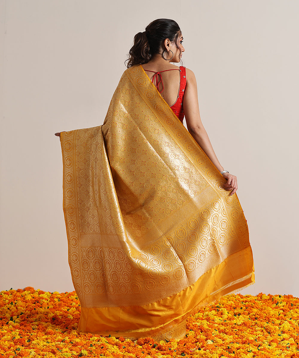 Handloom_Mustard_Pure_Katan_Silk_Kimkhab_Banarasi_Saree_With_Meenakari_WeaverStory_03