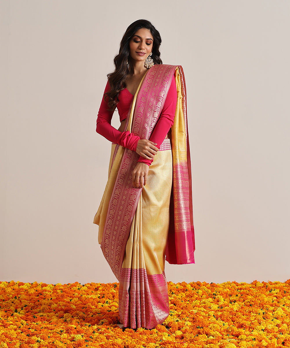 Yellow_Handloom_Pure_Katan_Silk_Kimkhab_Banarasi_Saree_With_Kadhiyal_Pink_And_Gold_Border_WeaverStory_02