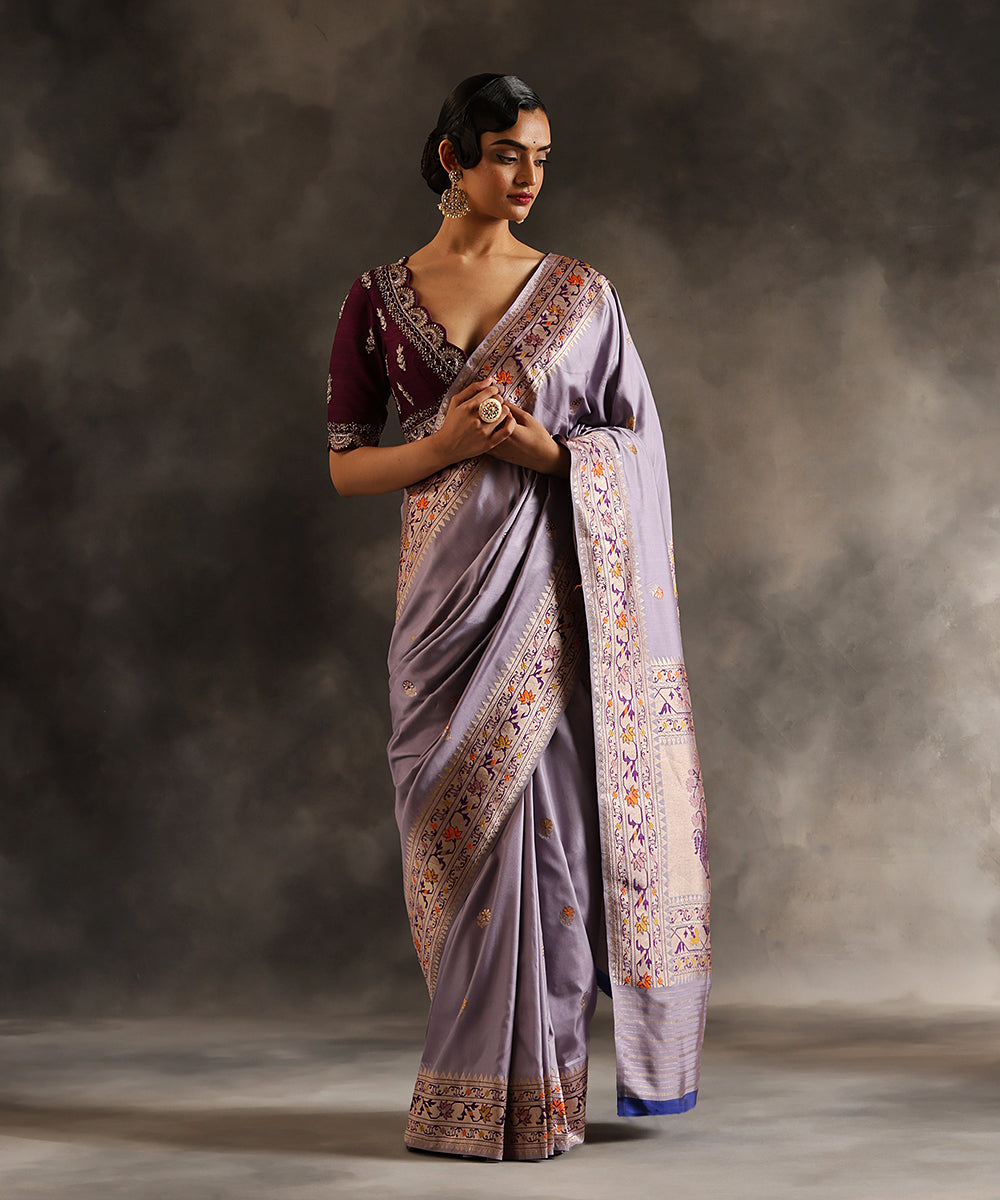 Handloom_Lilac_Pure_Katan_Silk_Ektara_Banarasi_Saree_With_Kadhwa_Booti_And_Zari_Meenakari_Border_WeaverStory_02