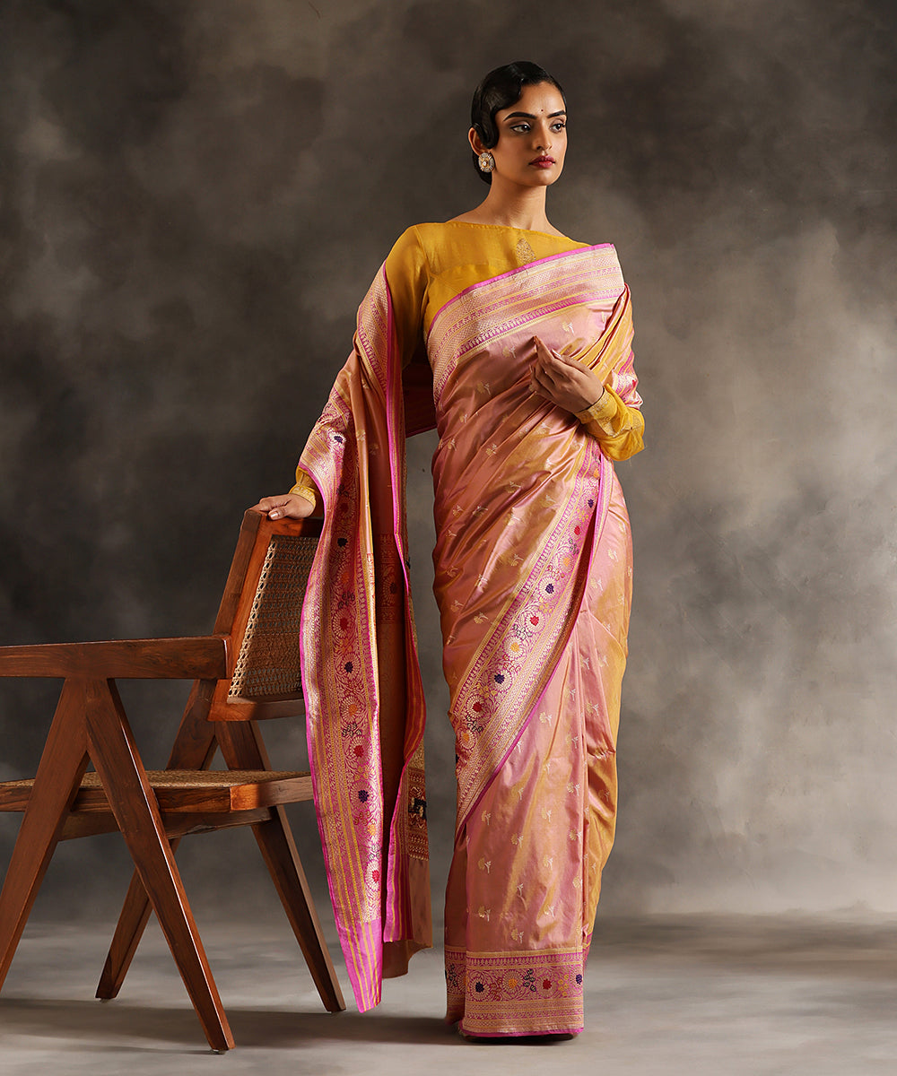 Handloom_Old_Rose_Pink_Pure_Katan_Silk_Banarasi_Saree_With_Pink_Meenakari_Floral_Border_WeaverStory_02