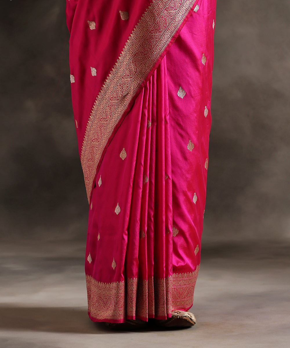 Hot_Pink_Handloom_Pure_Katan_Silk_Banarasi_Saree_With_Gold_And_Silver_Zari_Booti_WeaverStory_04