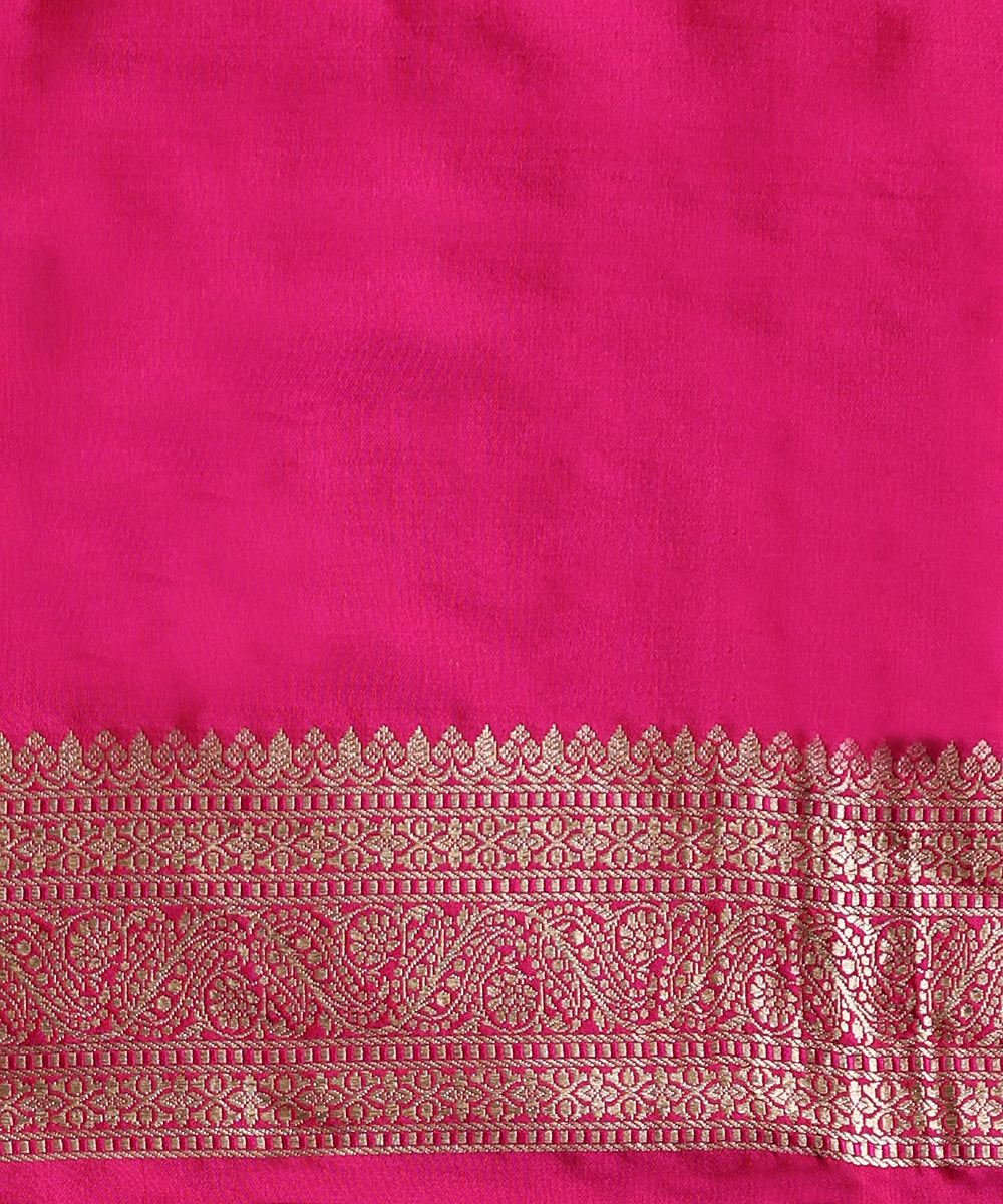 Hot_Pink_Handloom_Pure_Katan_Silk_Banarasi_Saree_With_Gold_And_Silver_Zari_Booti_WeaverStory_05