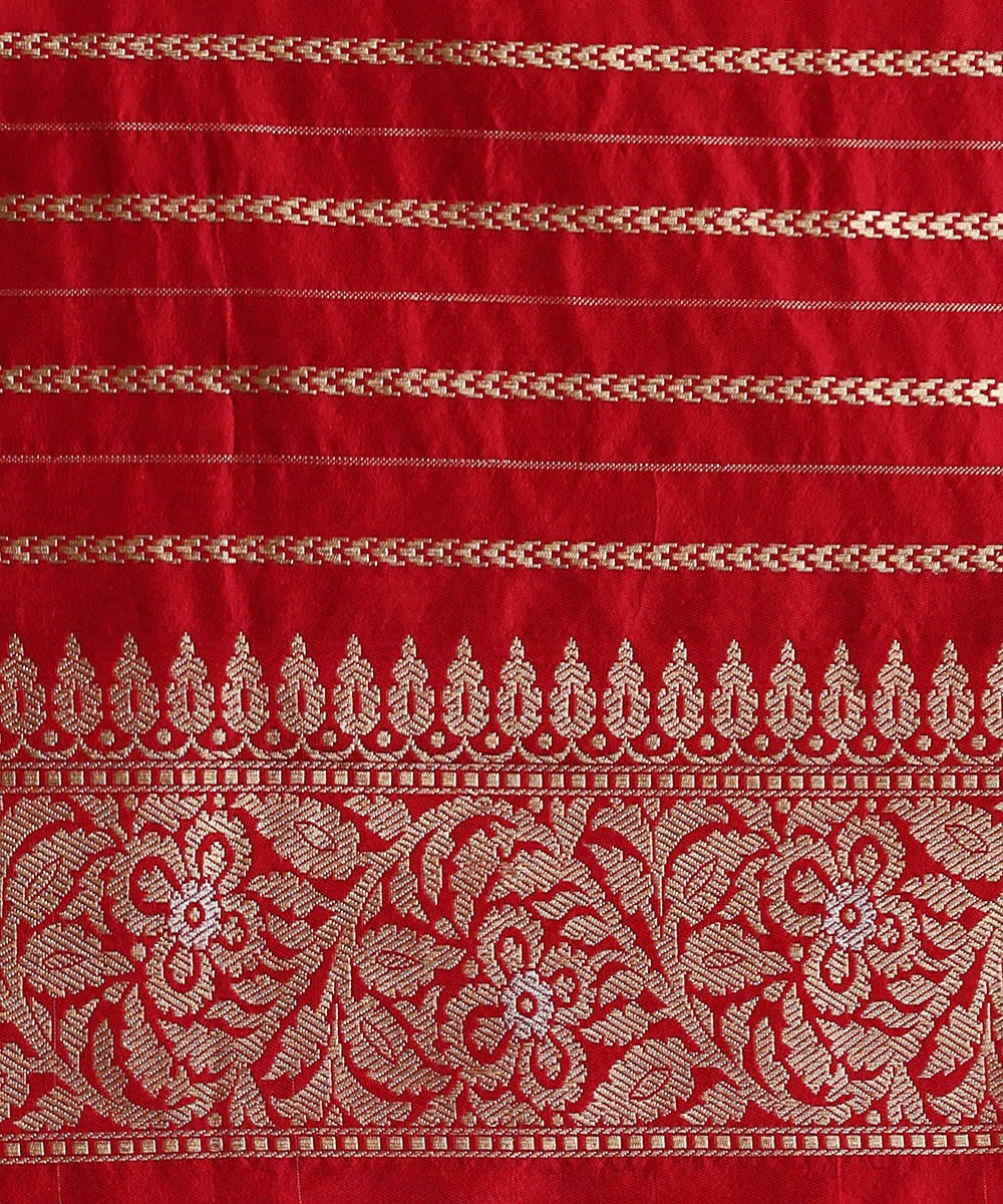 Light_Pink_Handloom_Pure_Katan_Silk_Ektara_Banarasi_Saree_With_Kadhwa_Booti_And_Silver_Border_WeaverStory_05