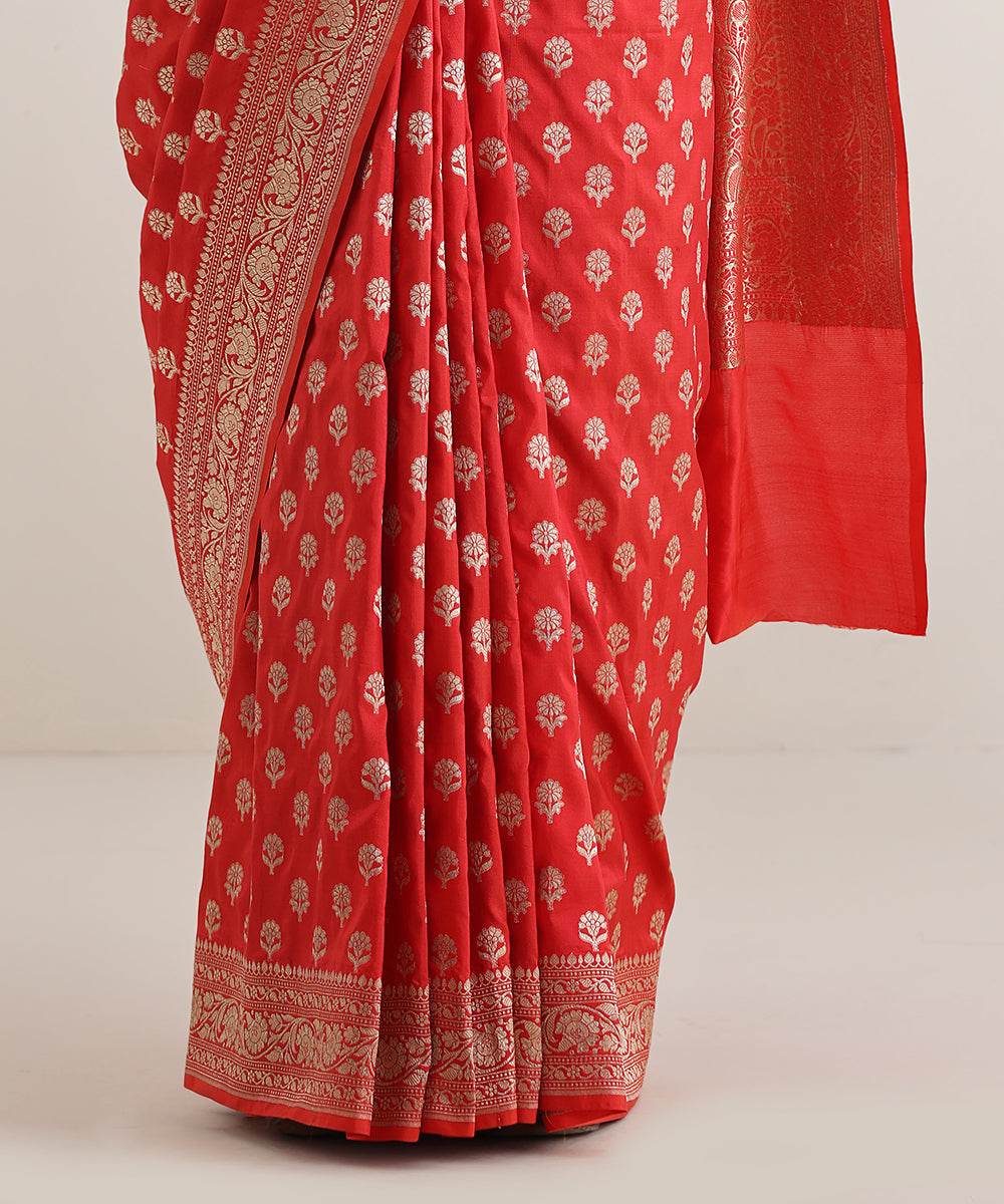 Handloom_Red_Dual_Tone_Pure_Katan_Silk_Banarasi_Saree_With_Cutwork_Boota_WeaverStory_04
