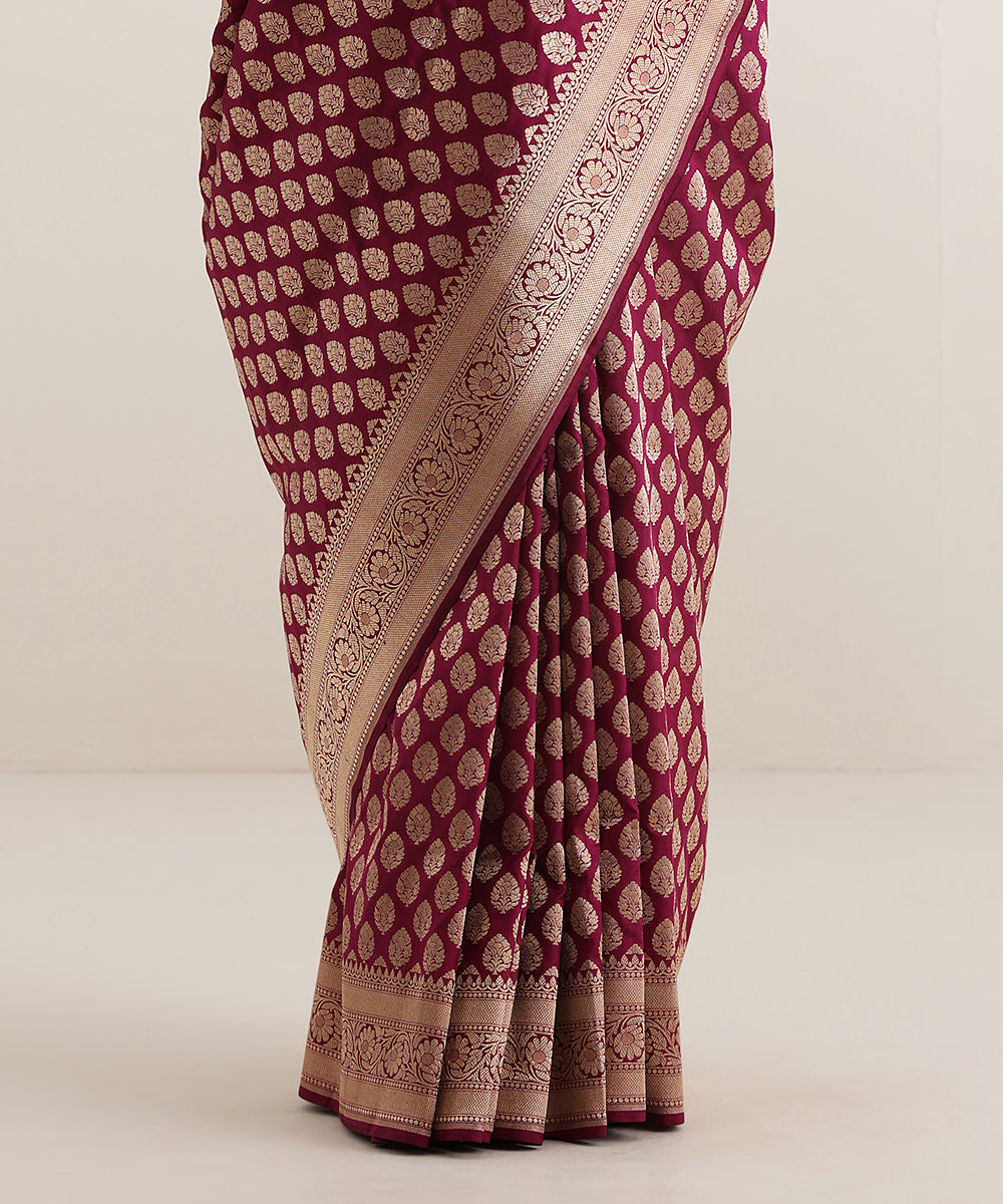 Purple_Handloom_Pure_Katan_Silk_Banarasi_Saree_With_Cutwork_Golden_Booti_WeaverStory_04