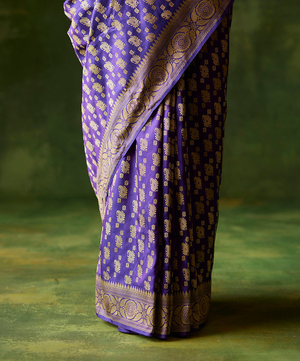 Purple_Handloom_Pure_Malda_Silk_Banarasi_Baluchari_Saree_With_Paisley_Booti_WeaverStory_04