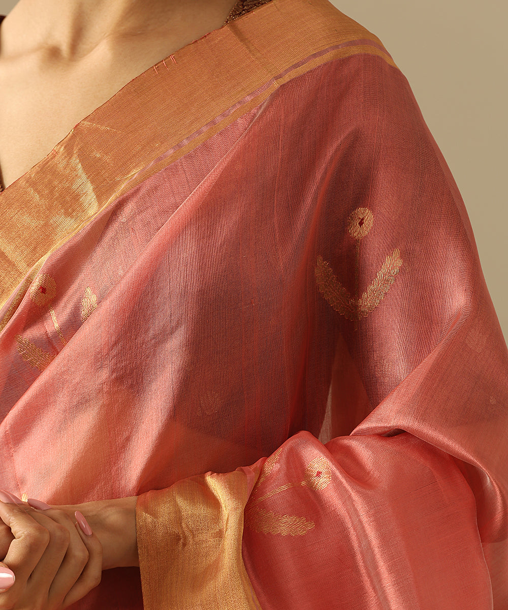 Peach_Pink_Handloom_Pure_Silk_Chanderi_Saree_With_Gold_Zari_Booti_And_Tissue_Border_WeaverStory_04