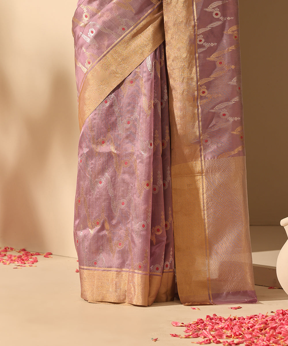 Lavender_Handloom_Pure_Chanderi_Silk_Saree_With_All_Over_Sona_Rupa_Meena_Jaal_And_Tissue_Border_WeaverStory_04