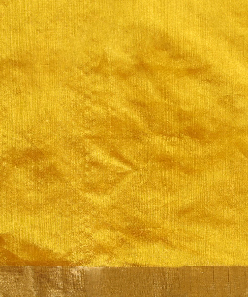 Mustard_Handloom_Pure_Chanderi_Silk_Saree_With_Floral_Booti_WeaverStory_05