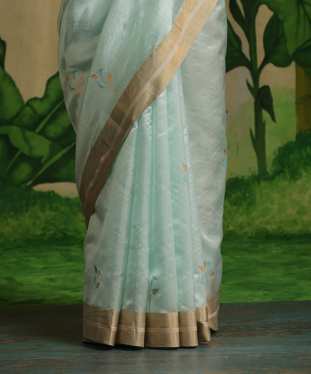 Handloom_Sky_Blue_Pure_Chanderi_Silk_Saree_With_Leaf_Booti_WeaverStory_04