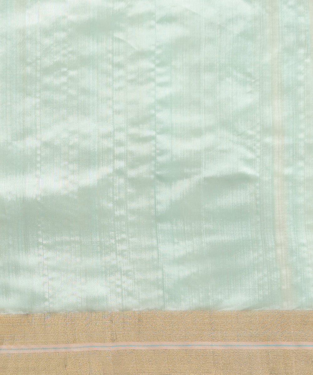 Handloom_Sky_Blue_Pure_Chanderi_Silk_Saree_With_Leaf_Booti_WeaverStory_05