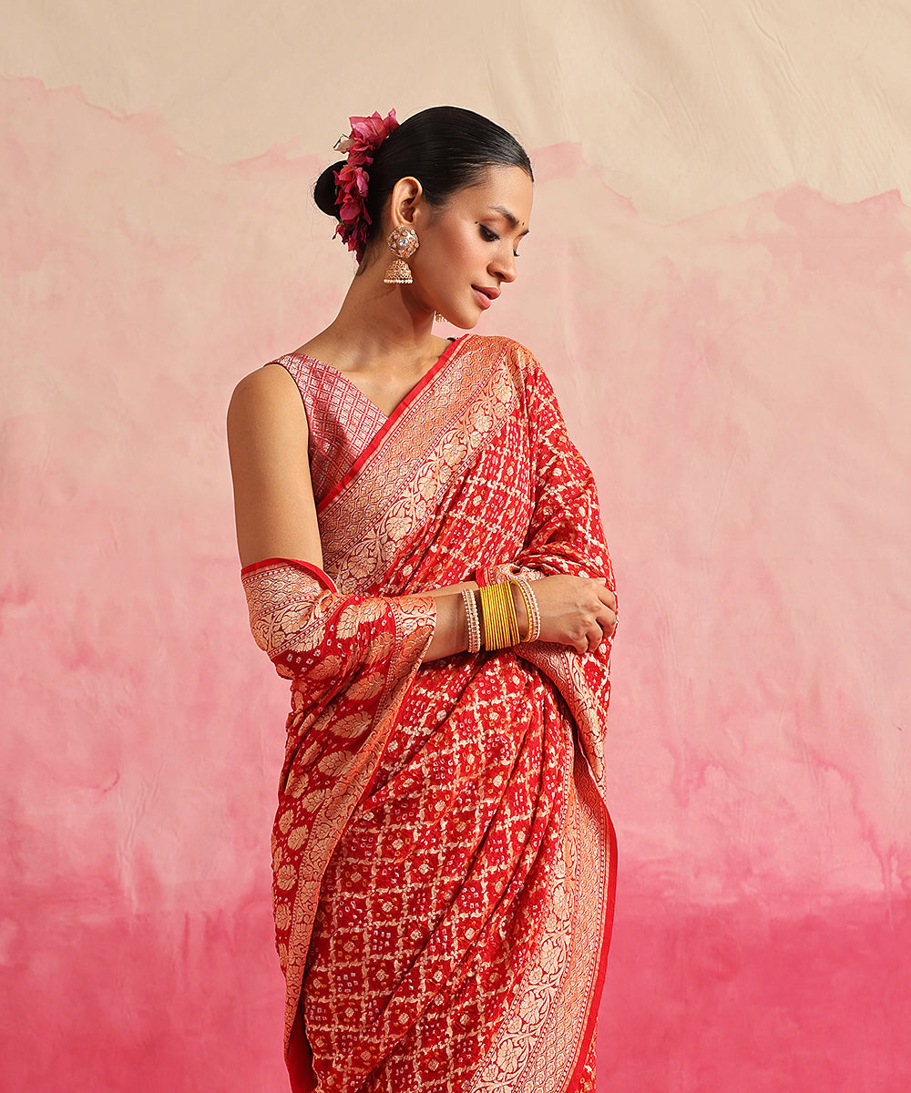 Handloom_Red_Pure_Georgette_Banarasi_Bandhej_Saree_With_All_Over_Cutwork_Jaal_WeaverStory_01