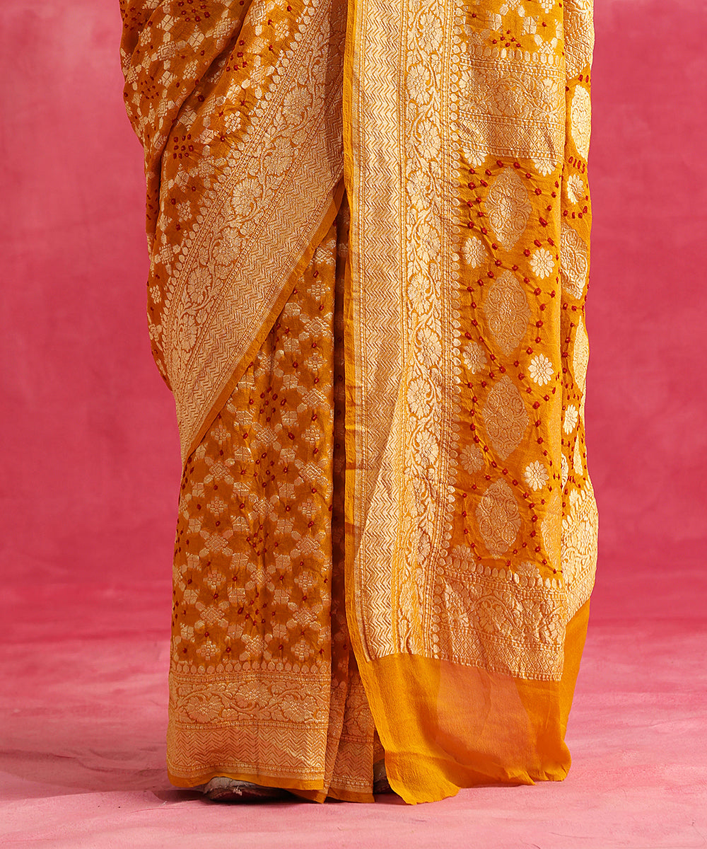Mustard_Handloom_Pure_Georgette_Banarasi_Bandhej_Saree_With_All_Over_Cutwork_Jaal_WeaverStory_04