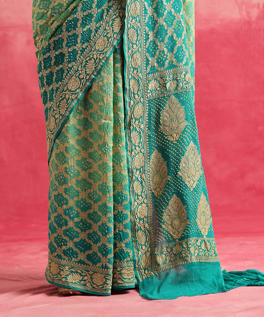 Handloom_Mint_Green_Pure_Georgette_Banarasi_Bandhej_Saree_With_All_Over_Cutwork_Jaal_WeaverStory_04