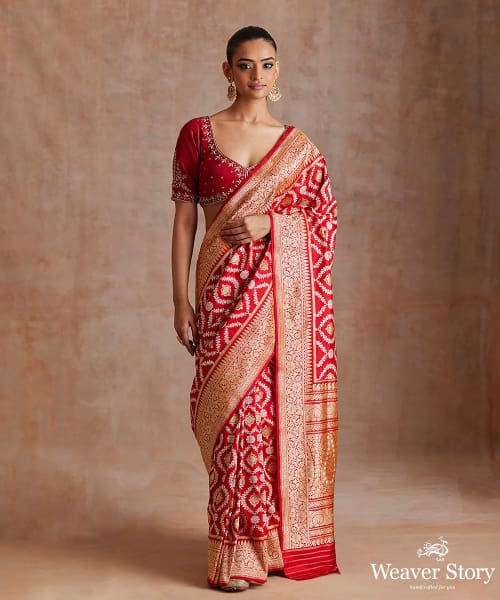 Handloom_Red_Pure_Katan_Silk_Banarasi_Saree_With_Sona_Rupa_Meenakari_Jaal_WeaverStory_02
