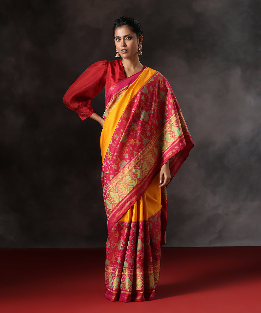 Handloom_Mustard_Pure_Mulbery_Silk_Single_Ikat_Patola_Saree_With_Rani_Tissue_Broad_Border_WeaverStory_02