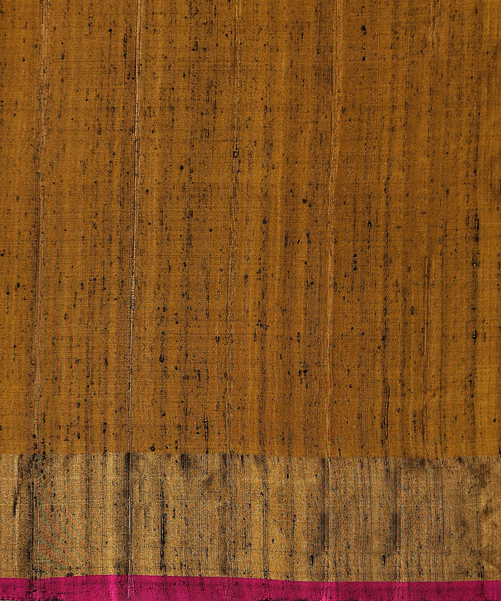 Handloom_Mustard_And_Green_Double_Shade_Raw_Silk_Single_Ikat_Patola_Saree_WithGold_Tissue_Border_WeaverStory_05