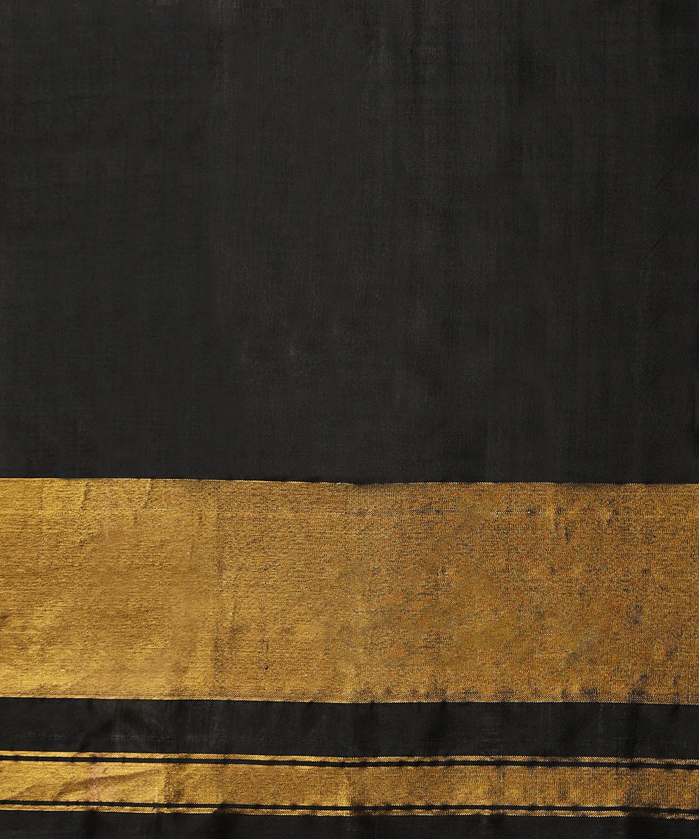 HandloomMaroon_Pure_Mulberry_Silk_Single_Ikat_Patola_Saree_With_BlackTissueBorder_WeaverStory_05