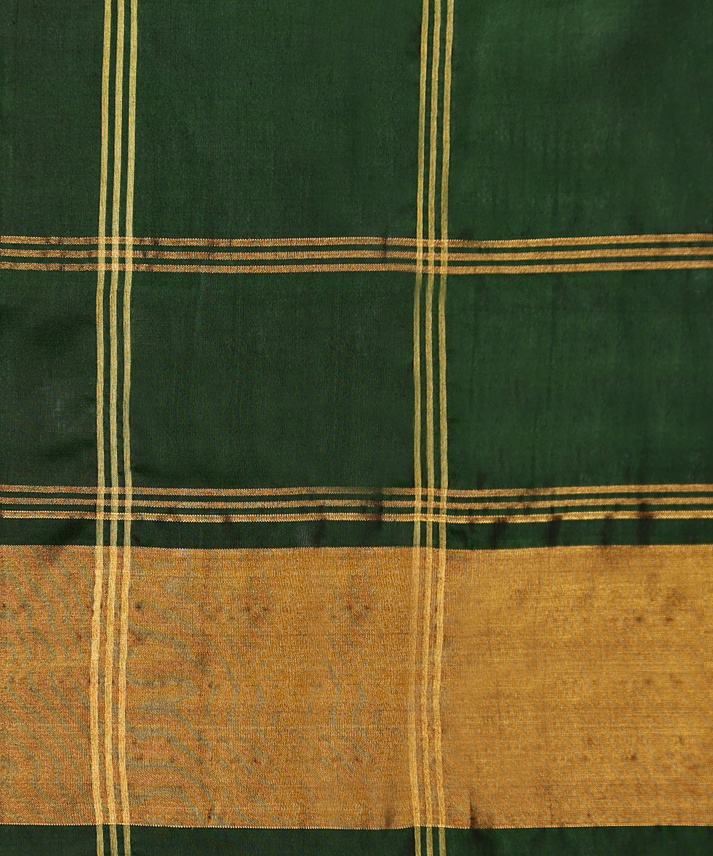 Handloom_Pink_And_Orange_Pure_Mulberry_Silk_Single_Ikat_Patola_SareeWith_Green_Tissue_Border_WeaverStory_05