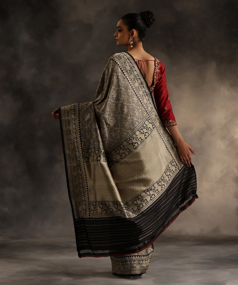 Handloom_Black_Pure_Katan_Silk_Shikargah_Banarasi_Saree_With_Border_WeaverStory_03